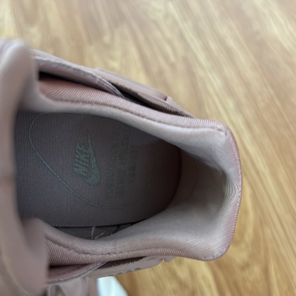 Nike Air Huarache Run Pink size 9.5 - Picture 13 of 13